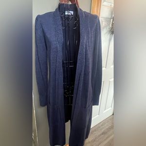 Blue sweater sweeper with pockets